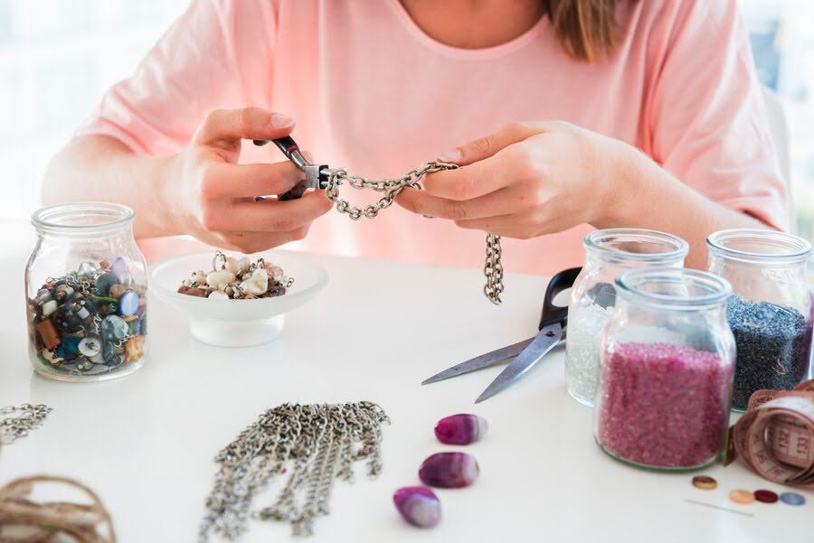 DIY Choker Necklace: Unleash Your Creativity!